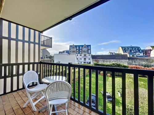 Appartement Romance - YourHostHelper 1 12 Boulevard des Sports Deauville