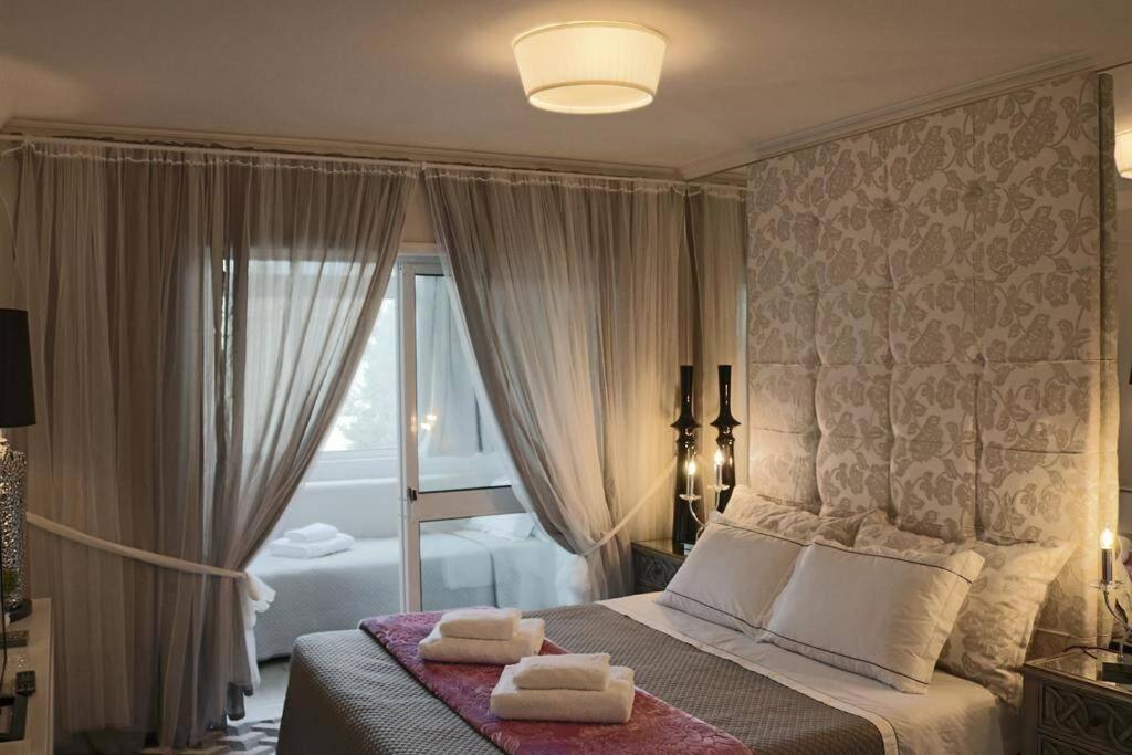 Appartement Romantic Getaway Suite 332 Rua de Gonçalo Cristóvão 4º, T, 4000-266 Porto