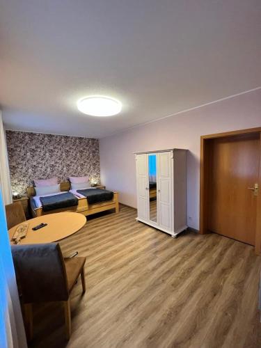 Appartements Rooms4ring Privatzimmer am Nürburgring 4 Neuer Weg Quiddelbach