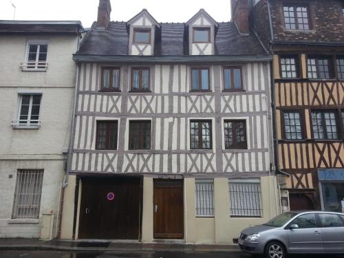 ROUEN Studio etg1 cosy Sweet Home wifi Rouen france