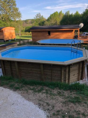 Maisons de vacances Roulottes gîte du Périgord noir Lieu dit Bayle viel Lavaur