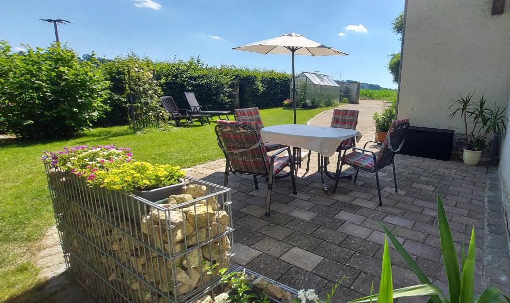 Appartement Ruhig gelegene Ferienwohnung mit gemütlichem Kamin 18 Priel, 94094 Rotthalmünster