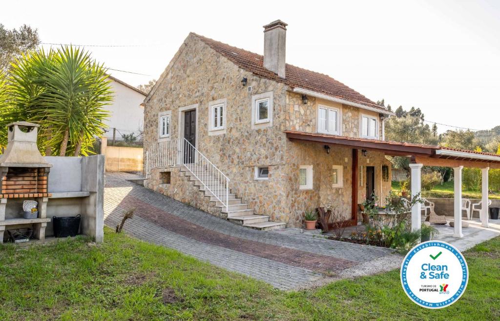 Maison de vacances Rustic Adorable House in Old Village Principal de Óbidos, 2, 2435-421 Aldeia Nova