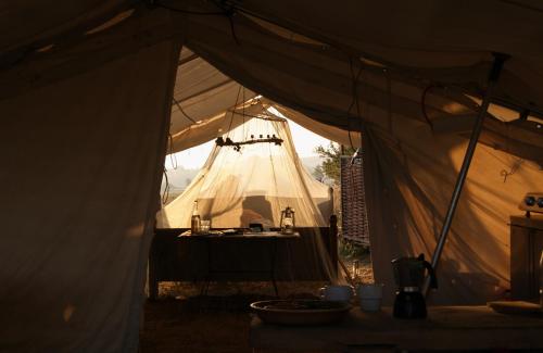 Tente de luxe Safaritent Heidschnuckenhof das Camp Bergweg 9 Niedermeiser