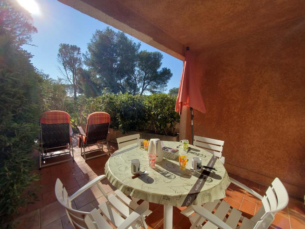 Appartement Saint-Raphael, La Peguiere, 2 petites chambres, Péguière, 755, 83700 Saint-Raphaël