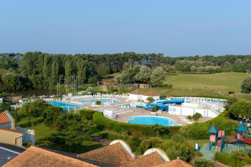 SANTOLINES 210 Bourgenay - Piscines Talmont-Saint-Hilaire france