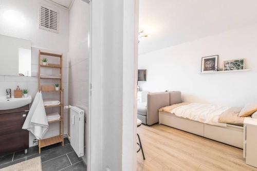 Appartement Sauber und modern, Netflix, Wifi, Leipzig Flair, Küche 1 Tauchaer Straße Leipzig