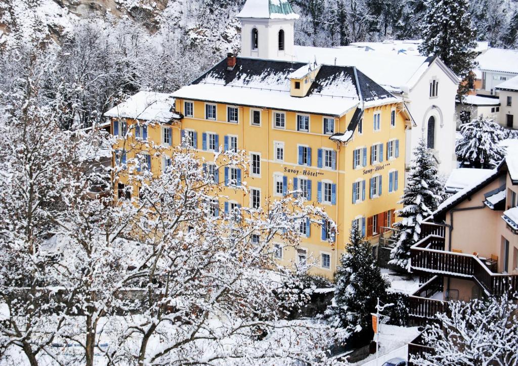 Hôtel Savoy Hôtel Place de l'Eglise, 73570 Brides-les-Bains