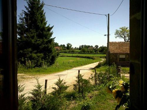 Savriere Main Large House Tronget france