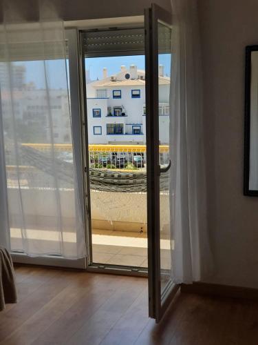 Appartement SC GuestHouse Praça Vitorino Nemésio Edificio Julio Dinis Ap. 315 Albufeira