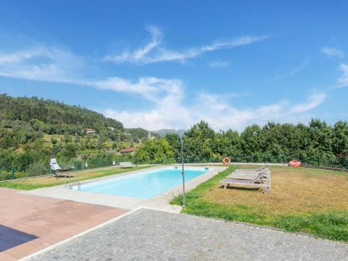 Maison de vacances Scenic holiday home in Braga with swimming pool  Prado