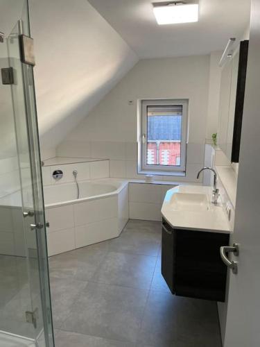 Appartement Schöne Dachgeschosswohnung in Selters Ww 26 Rheinstraße Selters