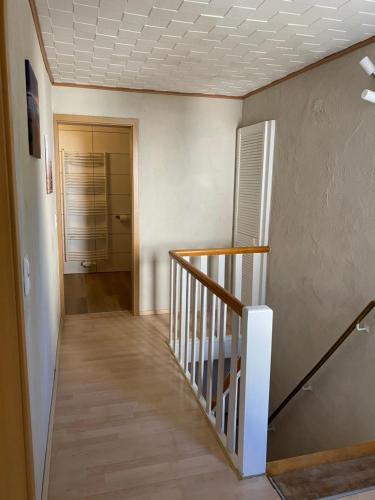 Maison de vacances Schönes Ferienhaus&Monteurzimmer direkt in Lich, ruhige&zentrale Lage 51A Oberstadt Lich