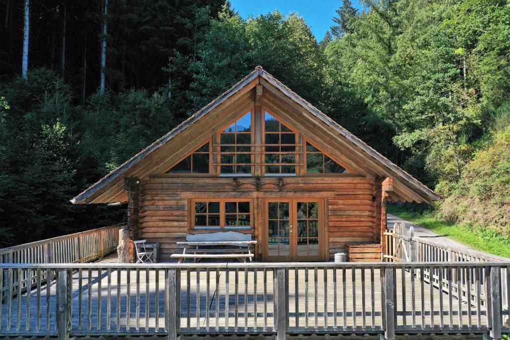 Maison de vacances Schwarzwald Blockhaus Flößerhaus - Kaminofen, Sauna 7 Langenbachweg, 77773 Schenkenzell