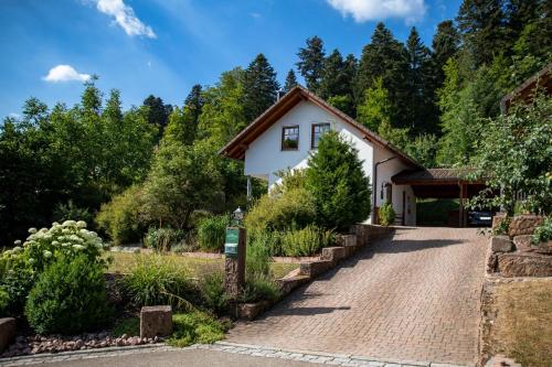 Maisons de vacances Schwarzwald Chalets Ikarusweg 2 Freudenstadt