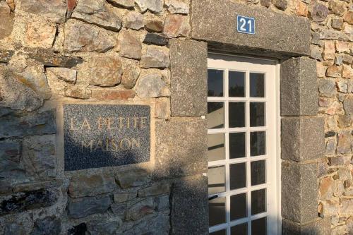 SCIOTOT - Bord de mer - La petite maison Les Pieux france