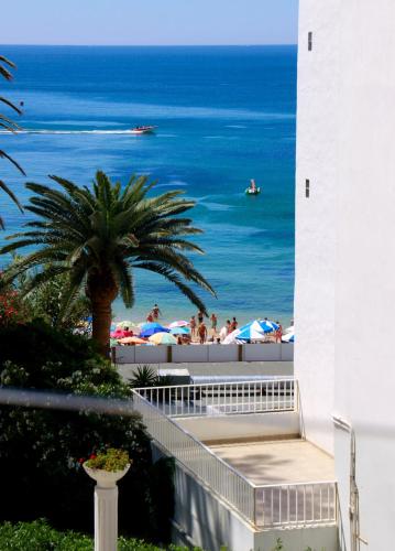 Sea Star Apartments - Casa Verde e Casa Azul Armação de Pêra portugal