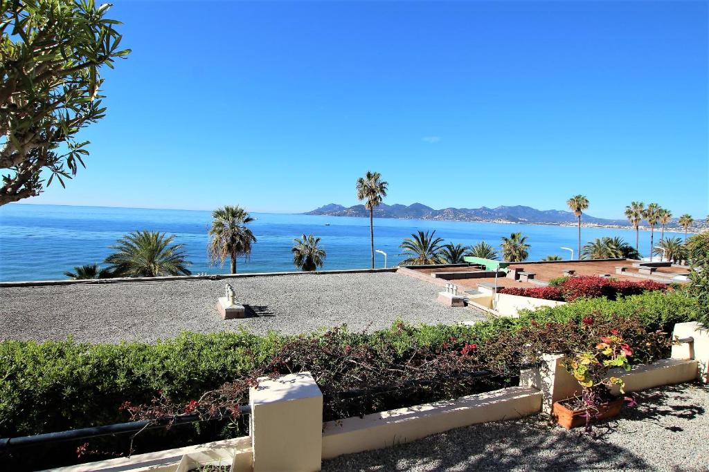 Appartement Sea View Apartment 67, Avenue geogres clemenceau, cannes, 06400 Cannes