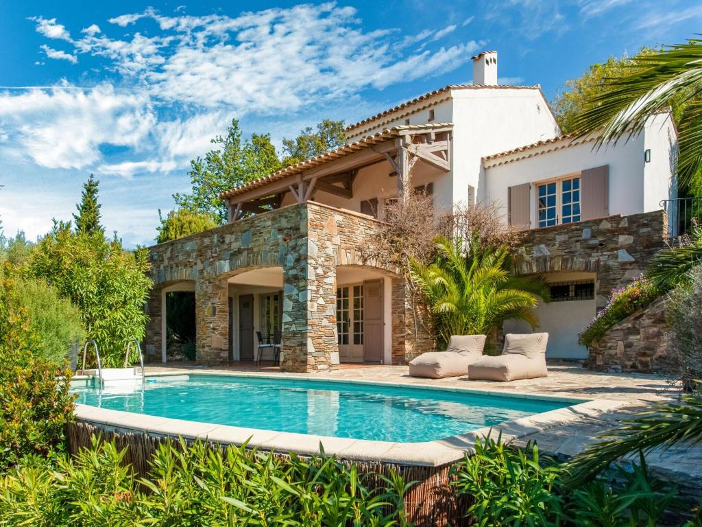 Villa Sea view Villa in Cavalaire sur Mer with Swimming Pool , 83240 Cavalaire-sur-Mer