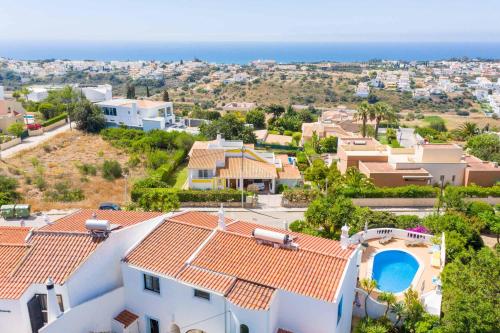 Sea Views, private Pool, Ac, Wifi, Casa Feliz Albufeira portugal