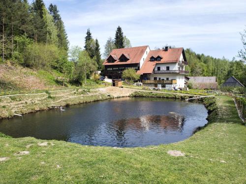 Appartement Secluded Apartment in Sch nsee with Balcony  Schönsee