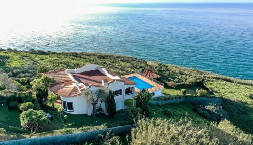 Secluded Sunset Villa set in lush mature gardens with amazing sea view Fajã da Ovelha portugal