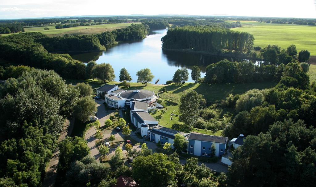 Hôtel Seehotel Luisenhof Am Gabelsee 1, 15306 Falkenhagen