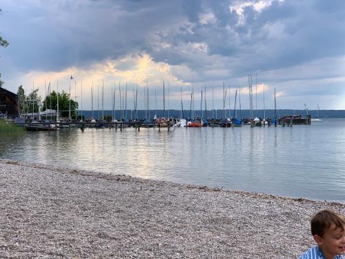 Hôtel Seespitz Gästehaus Mühlfelder Straße 72 Herrsching am Ammersee