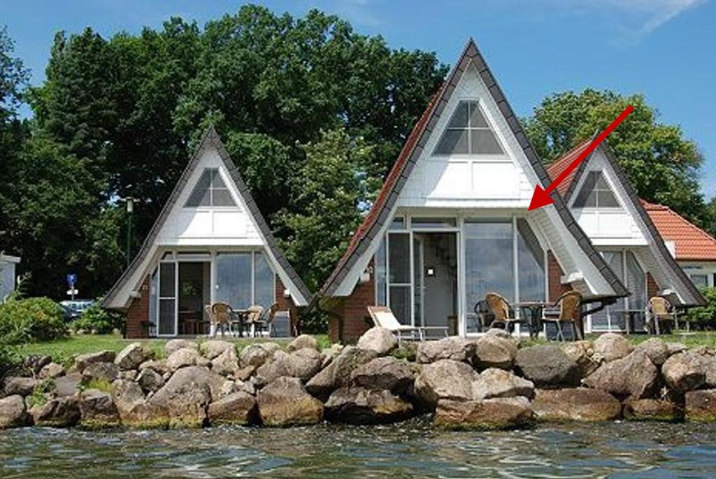Maison de vacances Seetraum 10 mit Ruderboot am Schweriner See - ABC212 An der Marina, 23996 Bad Kleinen