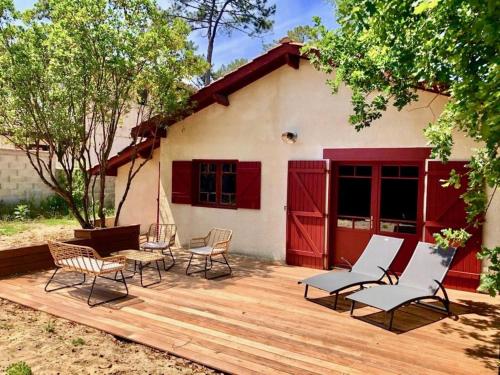 Sehr idyllisches Haus ein paar Schritte zur Bucht Le Piquey france