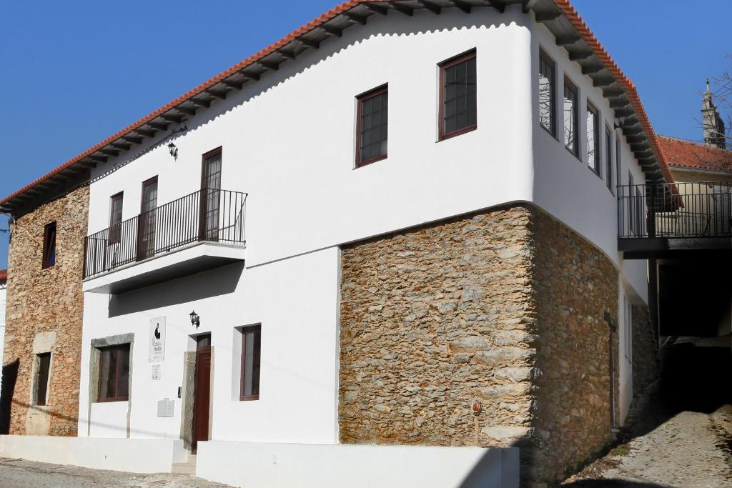 Casa do Médico Rua Doutor Manuel Maria Lopes 6, 5230-133 Carção