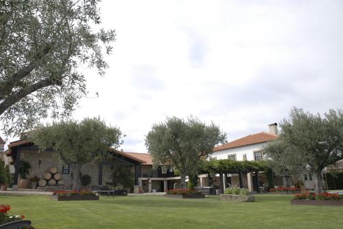 Casa do Meio do Povo - Turismo de Habitação