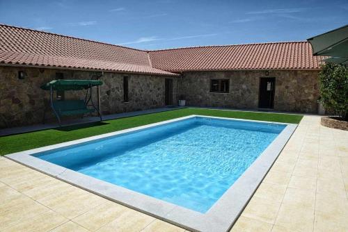 Casa do Tanque Camélias de Basto