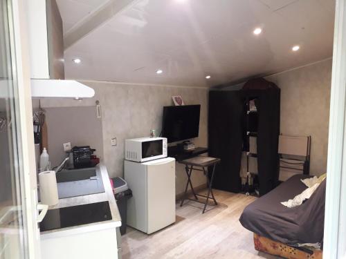 Chalet type studio de charme avec jacuzzi