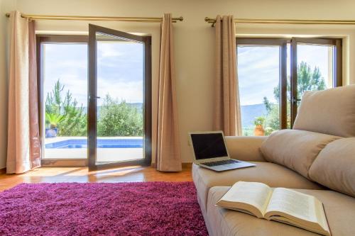 Deville Luxury Retreat