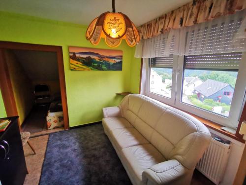 Gehlberger Landhaus am Schneekopf / Ferienwohnung