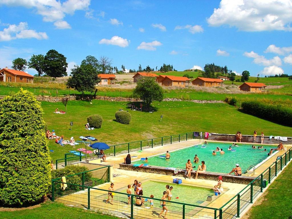 Glamping Turquesa, feel and relax in a wood house 2000-674 Corredoura