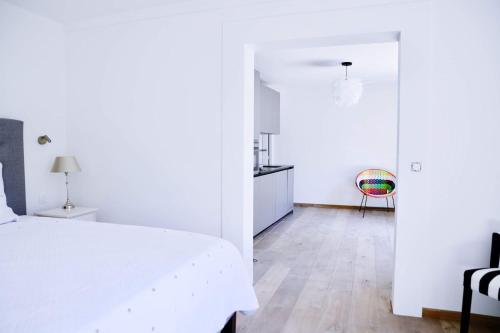 GLYCINES COUNTRY GUESTHOUSE
