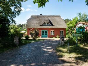 Séjour à la campagne Landschek, Ferienhaus \ Töpferstraße 7b 17429 Morgenitz Mecklembourg-Poméranie