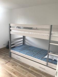 Séjour à la campagne Logement : 2 chambres (5 couchages), salle de bain 86 Rue de Salbris 41300 Pierrefitte-sur-Sauldre Région Centre