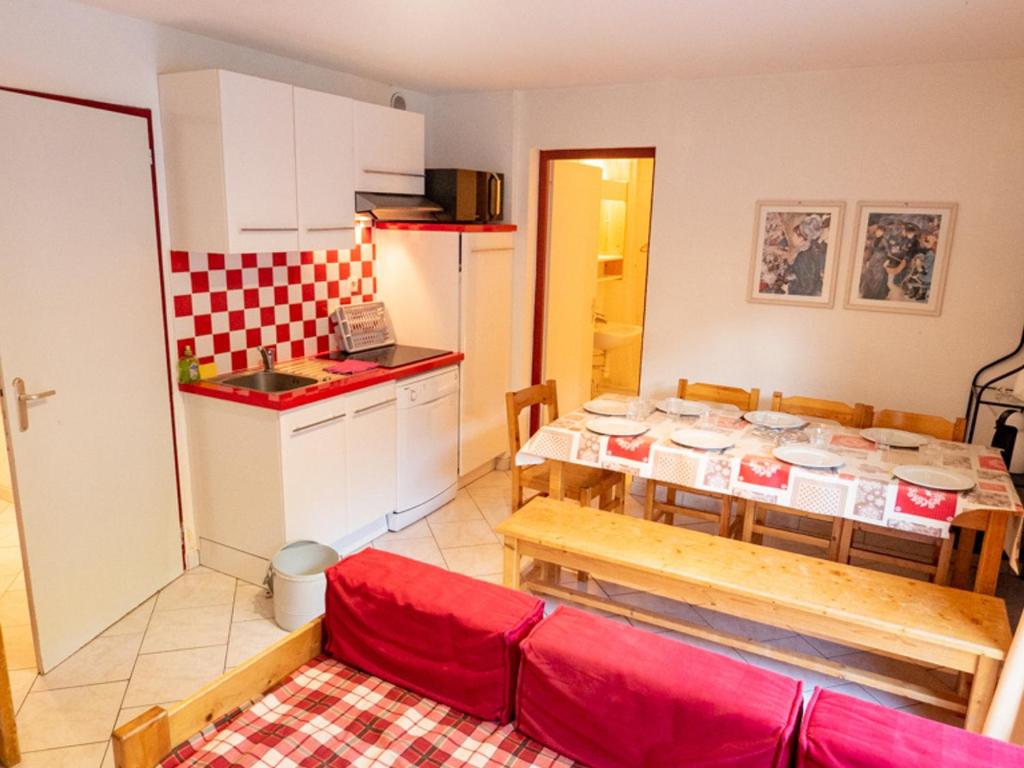 maison avec piscine et jardin arboré 41240 Villermain