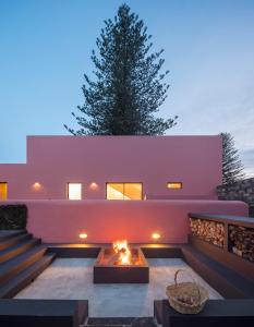 Pink House Azores