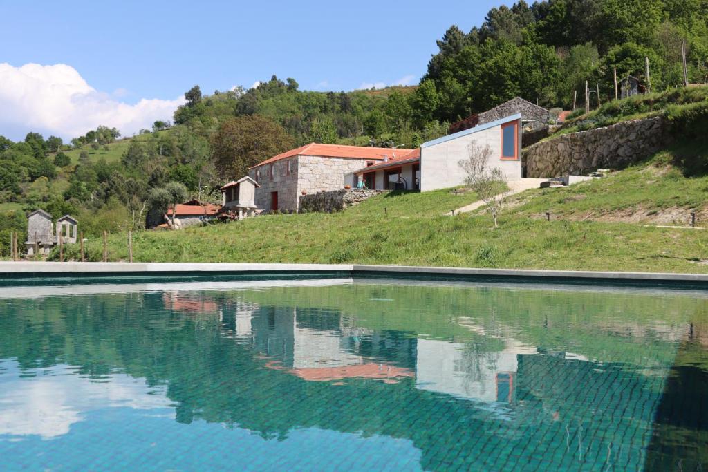 Quinta da Riba Má Travessa Fonte Soutelos, 20, 4850-338 Santa Leocádia