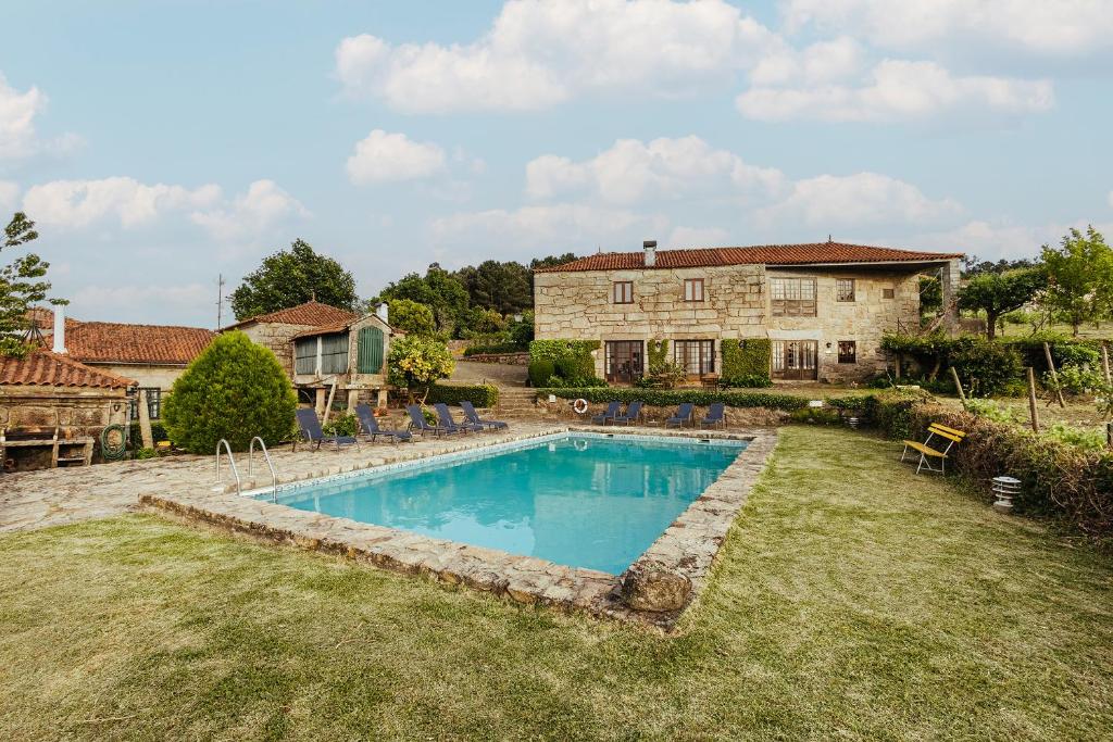 Quinta de Santo Antonio Lugar de Albergaria - Sá, 4950-740 Sá