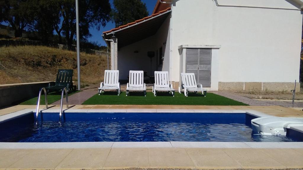 Alojamento Rural de Vales Rua Principal, 5350-380 Vales