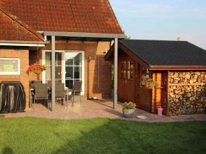 Ferienhaus Conny mit Badesteg u Ruderboot
