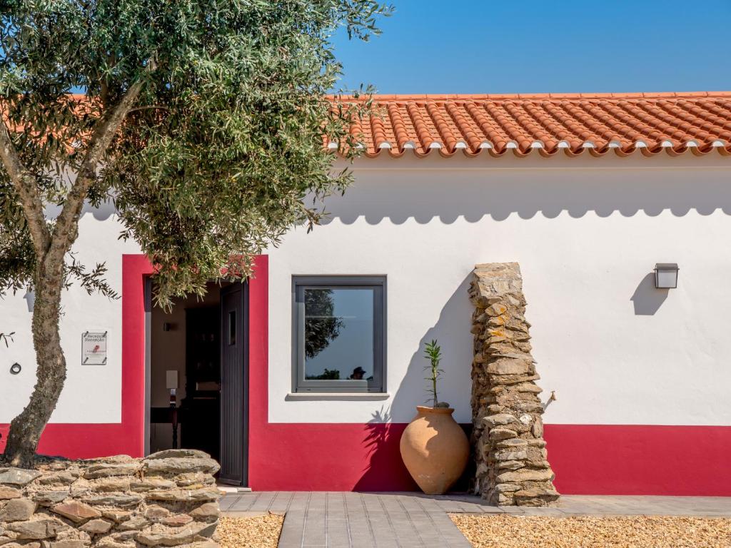 Fontes Bárbaras Enoturismo Herdade das Fontes Bárbaras, 7780-306 Entradas