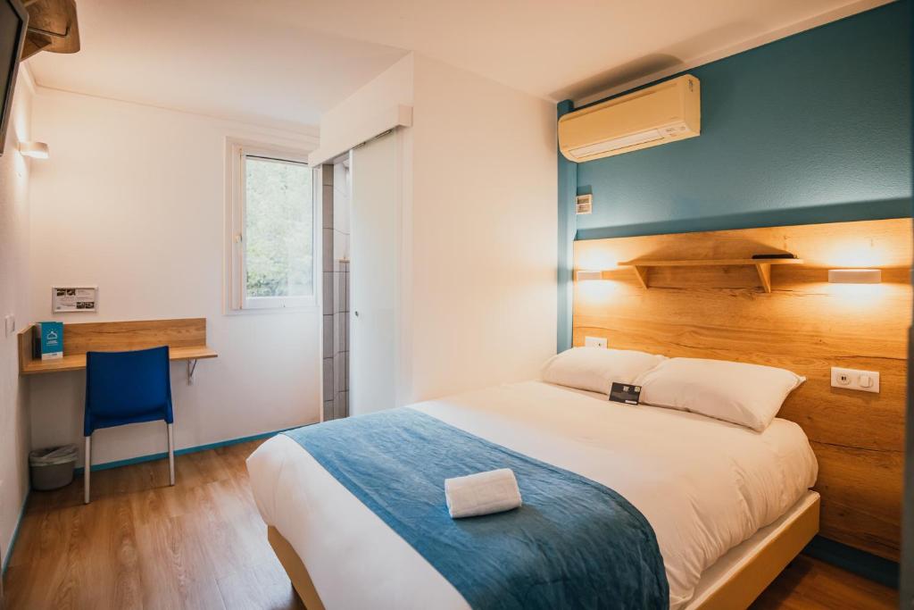 Oryza Guest House& Suites