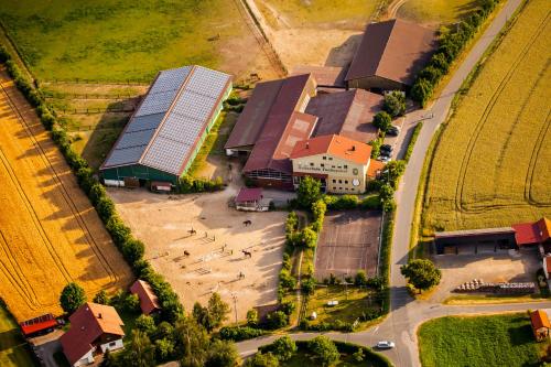 Pension & Reitschule Fuchsenhof