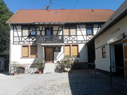 Pferdehof und Wanderreitstation Dörsam